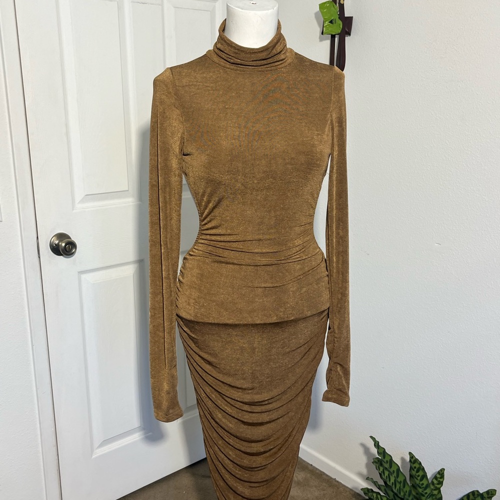 Blanc Noir Brown/Gold Long Sleeve Dress